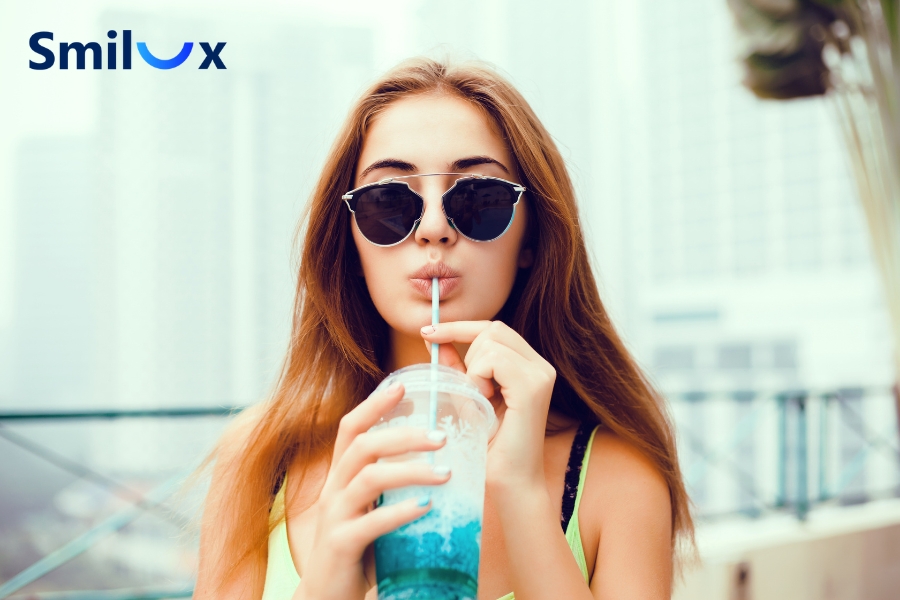 Làm implant xong kiêng gì? Kiêng dùng ống hút