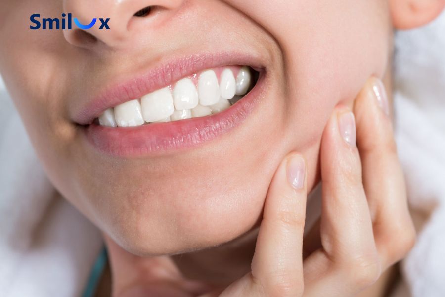 Cảm giác ê buốt nhẹ sau khi làm cầu răng sứ thường chỉ kéo dài từ 2–3 ngày