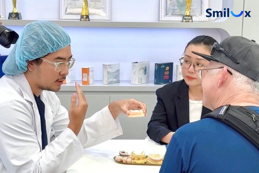 Dán răng được thiết kế cá nhân hoá, phù hợp với khuôn miệng của từng khách hàng