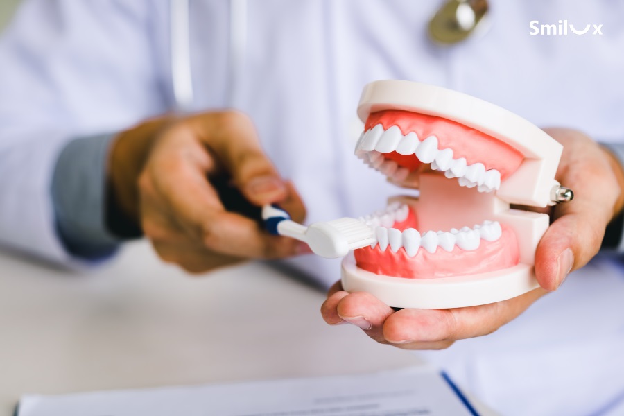 Chải răng đều đặn 2 ngày 1 lần sau khi làm cầu răng sứ