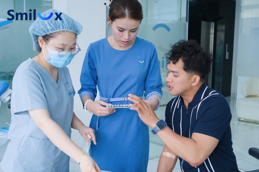 Smilux hỗ trợ bọc răng sứ trả góp qua thẻ tín dụng hoặc ngân hàng liên kết