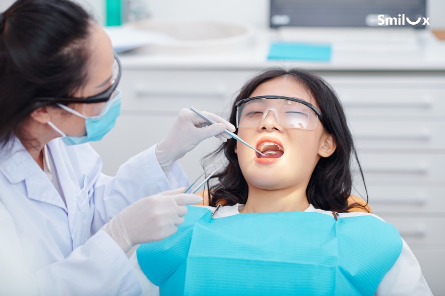 Thăm khám nha khoa định kỳ để chăm sóc cầu răng sứ tốt hơn