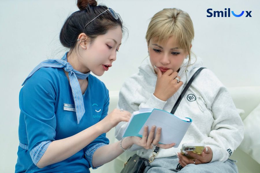 Nha khoa Smilux cung cấp thông tin minh bạch đầy đủ cho khách hàng