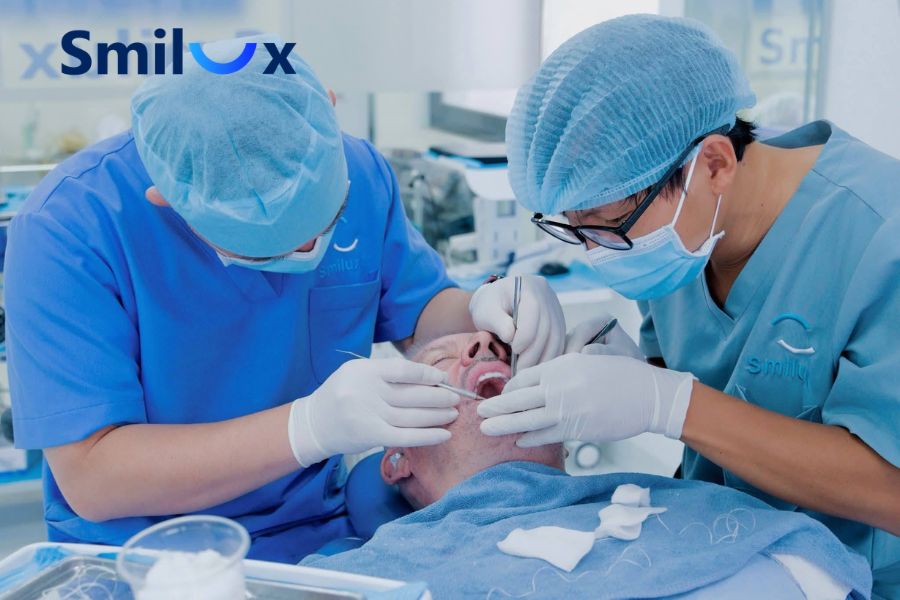 Chọn nha khoa uy tín để hạn chế tối đa tình trạng bọc răng sứ bị chảy máu