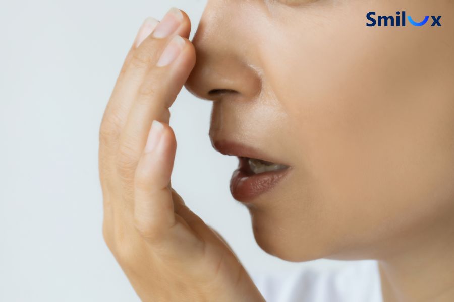 Hơi thở có mùi dù đã vệ sinh kỹ là dấu hiệu cần thăm khám