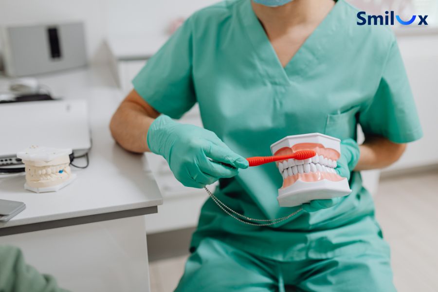 Cách chăm sóc răng miệng ảnh hưởng đến tuổi thọ của răng bọc sứ sau khi lấy tuỷ